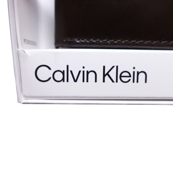 NIP Calvin Klein RFID Slimfold Extra Capacity Wallet With Key Fob Brown Leather - Picture 3 of 6